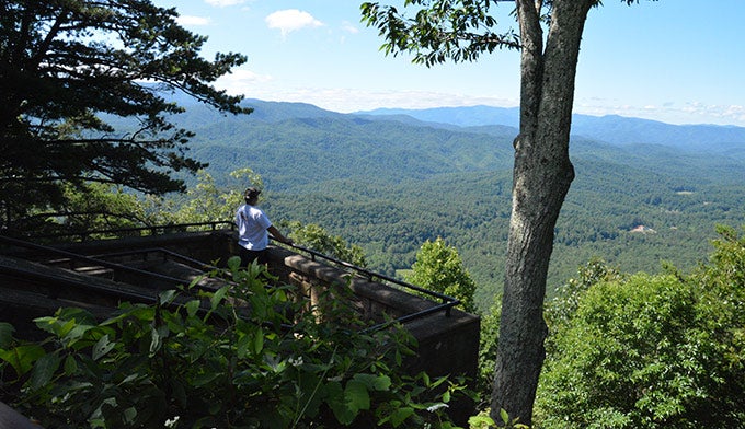 SM-Look-Rock-overlook_Gloria_680 Look Rock Overlook on the western edge of Great Smoky Mountains National Park. Photo by Gloria Wadzinski