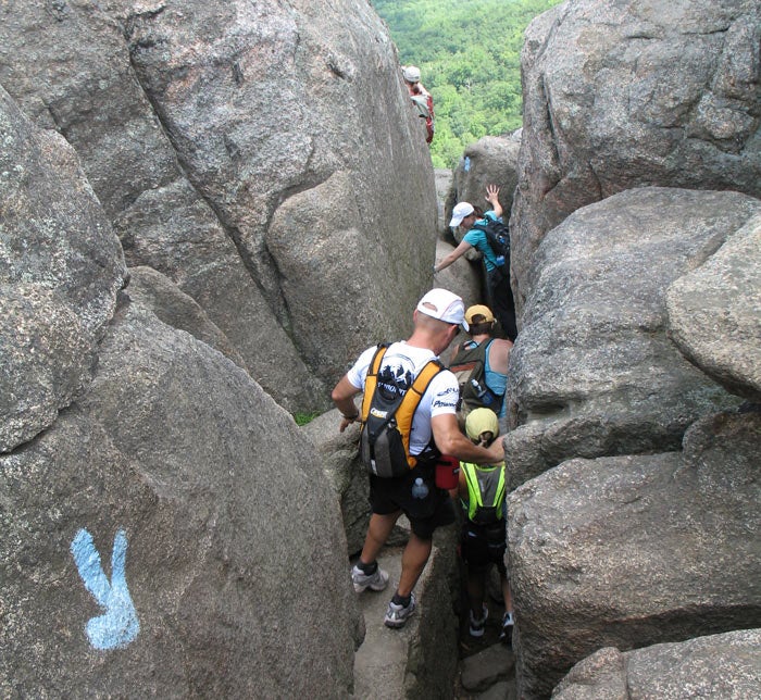 Shenandoah-OldRag-hikers_NOSPD_700v Hikers on Old Rag in Shenandoah National Park