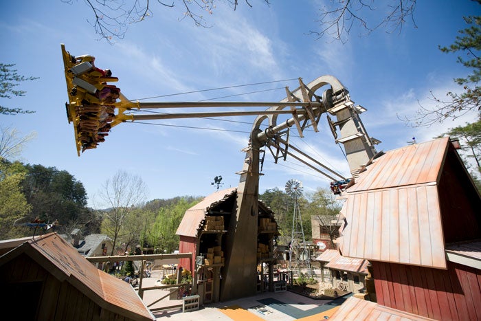 Dollywood-Barnstormer_WesRamey_TheDollywoodCompany_700 The Barnstormer at Dollywood