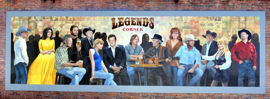 Nashville-LegendsCorner-Mural_DP-editorial_940 Legends Corner mural in Nashville, Tennessee