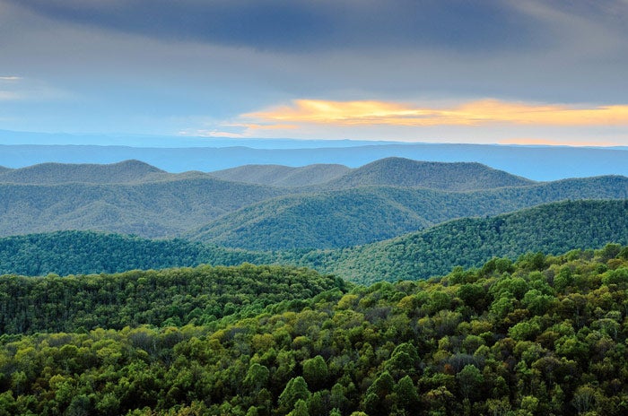 ShenandoahNP-sunset_TamNelsonRudiak_700 Sunset over Shenandoah National Park