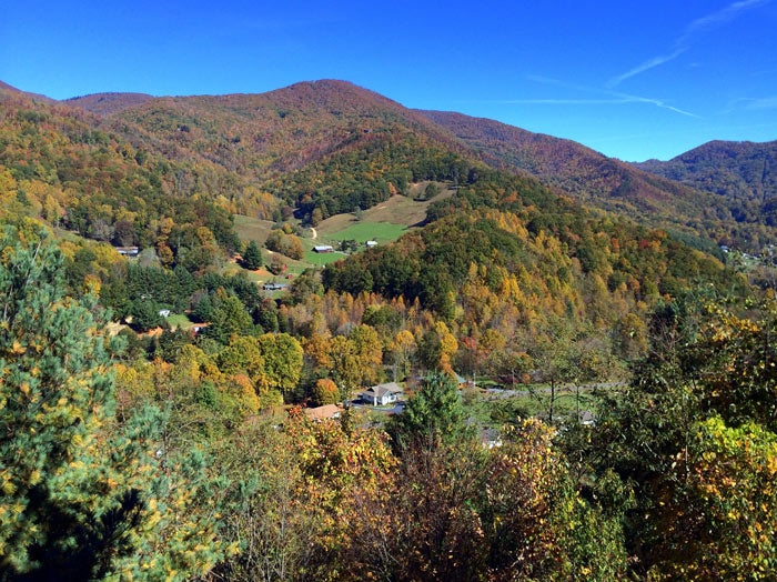 NC-MaggieValley-SocoCraftAndTower-view_FlickrJared_700 View of Maggie Valley from Soco Crafts and Tower