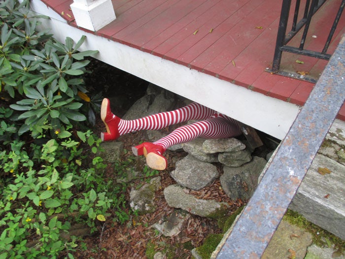 NC-LandOfOz-DorothysHouse_FlickrBambithepigPD_700 Dorothy's house in the Land of Oz in North Carolina